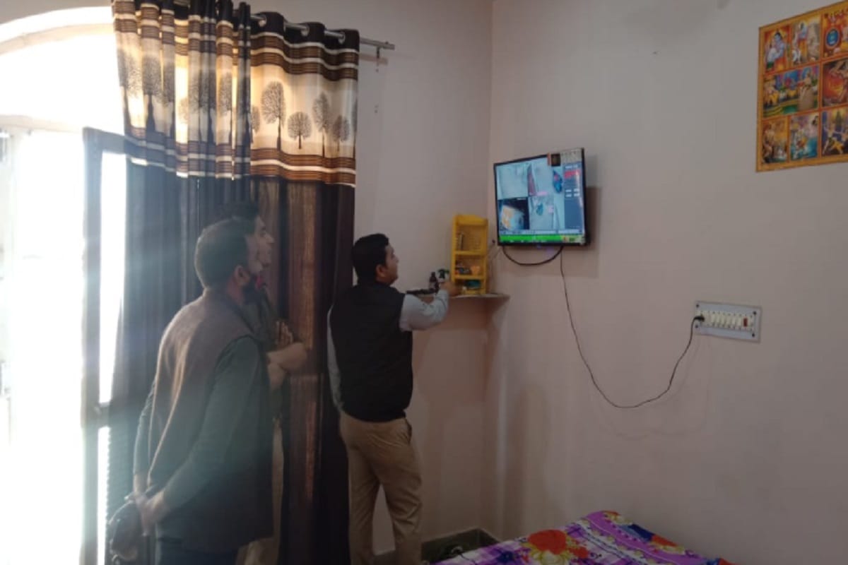 Meerut Advocate Suicide Case: complete incident has capture in CCTV Cemra and see photos