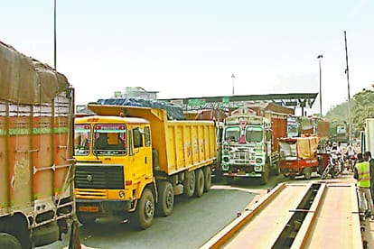 The city's route is divided into six zones, autos and e-rickshaws will run in fixed colors, a big change from