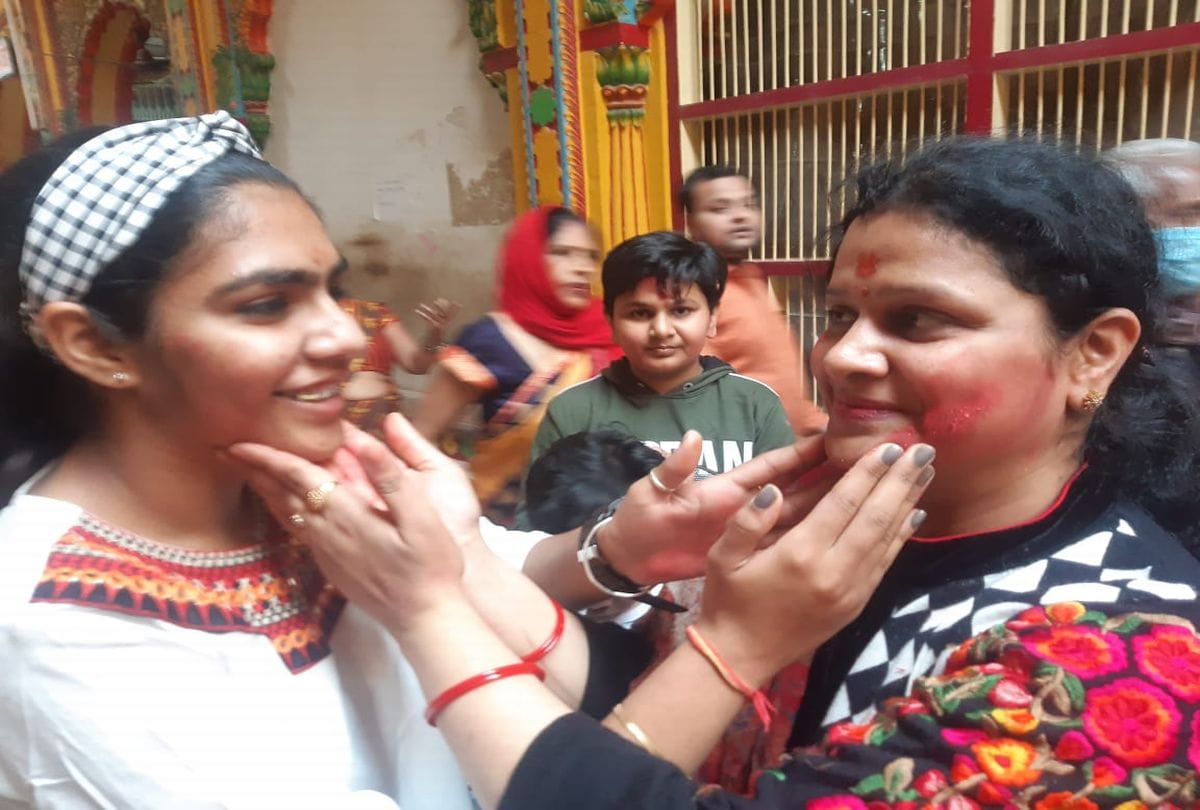Mathura Vrindavan Holi 2021 Begins on Basant Panchami: Holi celebration on Vasant Panchami