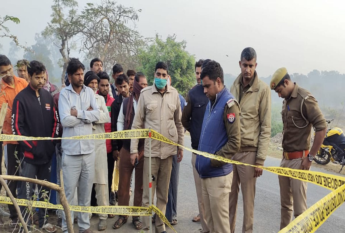 murder of a girl, Dead body thrown on roadside in farrukhabad