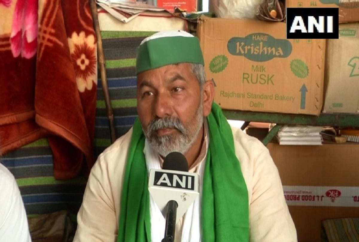 rail roko abhiyan farmers stop train in protest against farms laws rakesh tikait 
