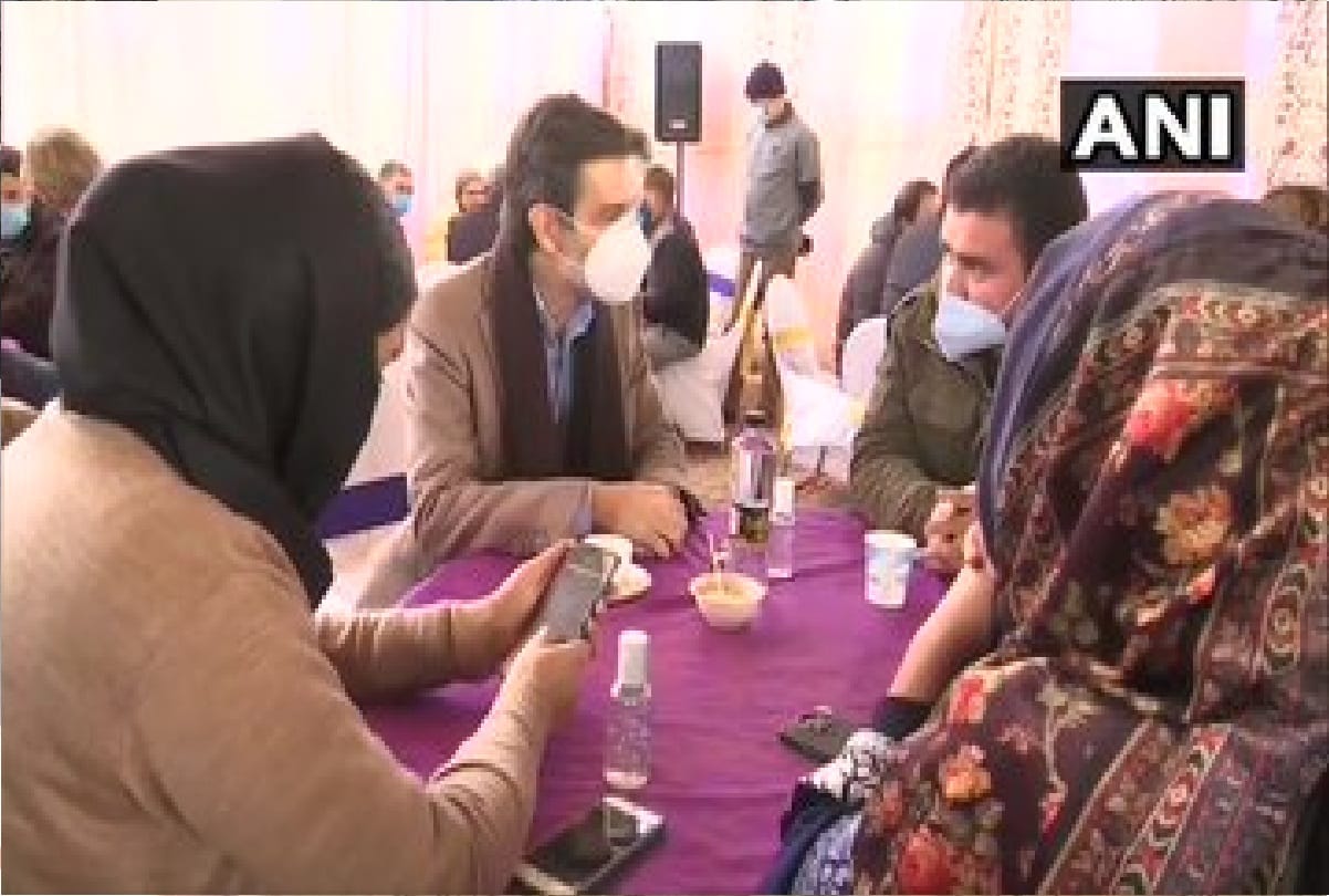 foreign diplomats to experience the situation in jammu kashmir Tradition of kashmir