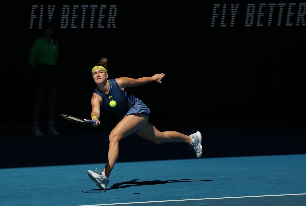 Australian Open Karolina Muchova knocks out Ashleigh Barty to book first semi final berth in any grand slam