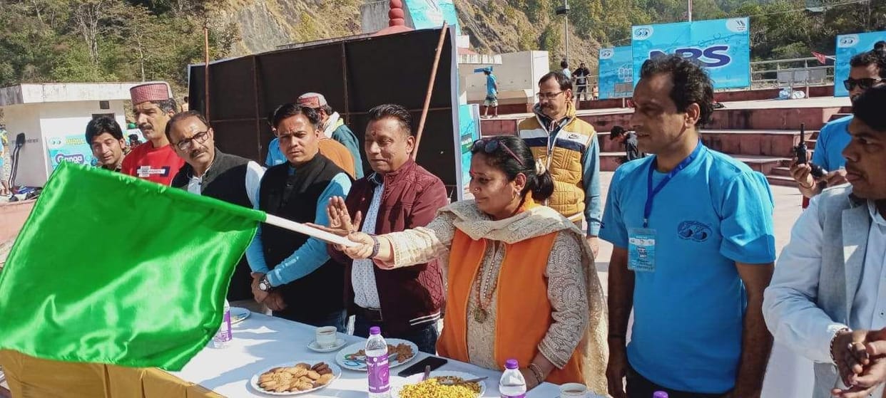 Three day Ganga Kayak Festival begins