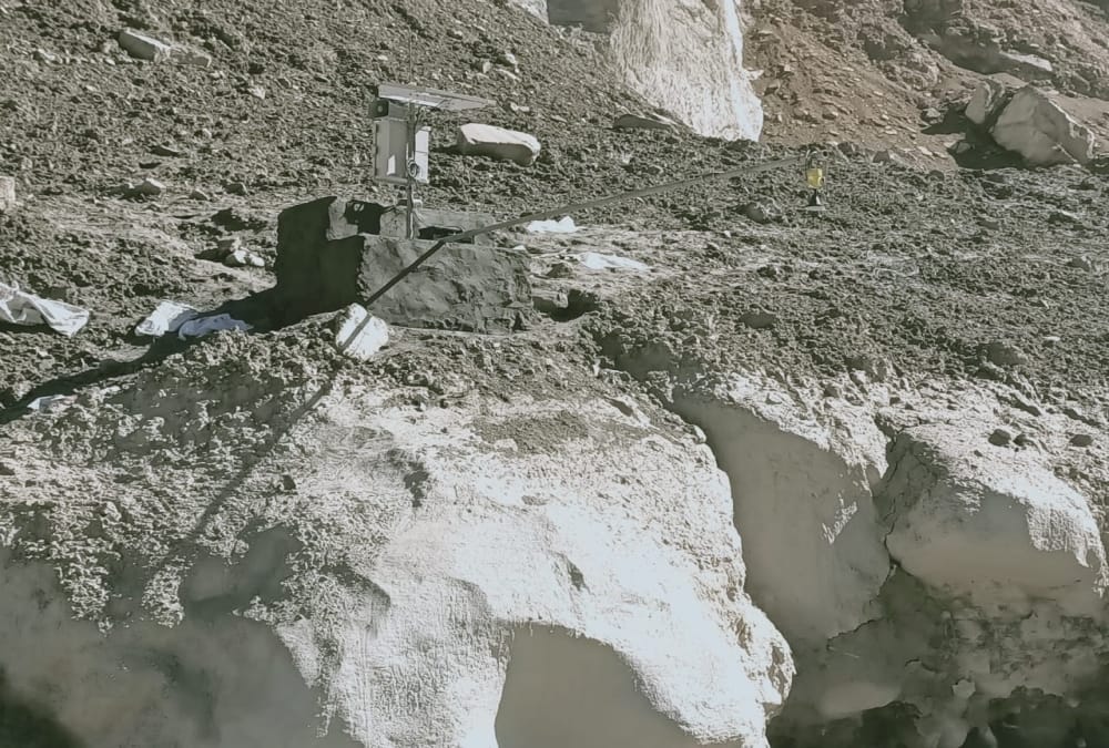 Uttarakhand weather news: RishiGanga Warning System swept away And Villagers Spend Night in Forest