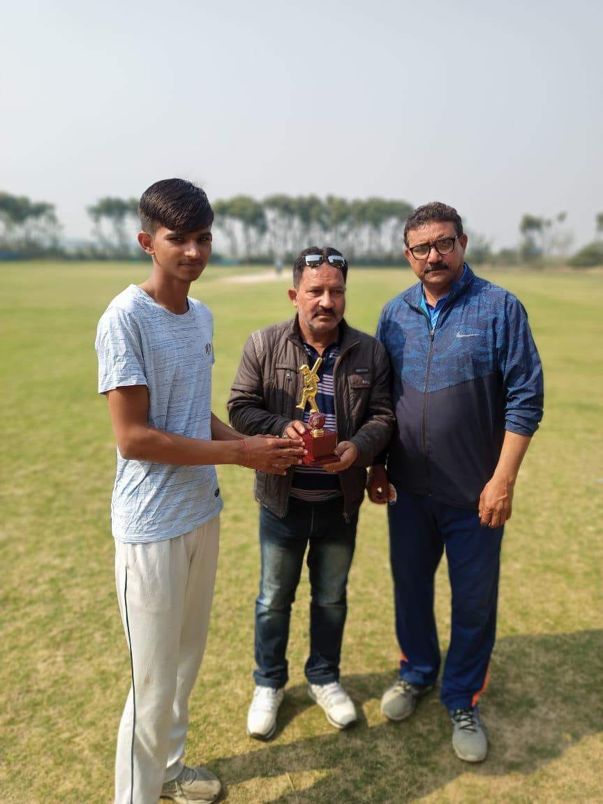 New Friend Academy's batsman battered in front of Akshu's deadly bowling