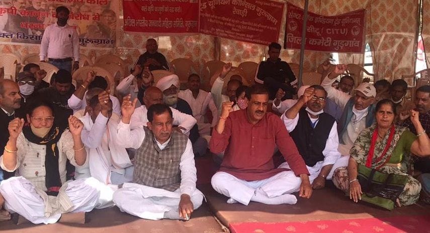 Farmers will perform at Patli railway station