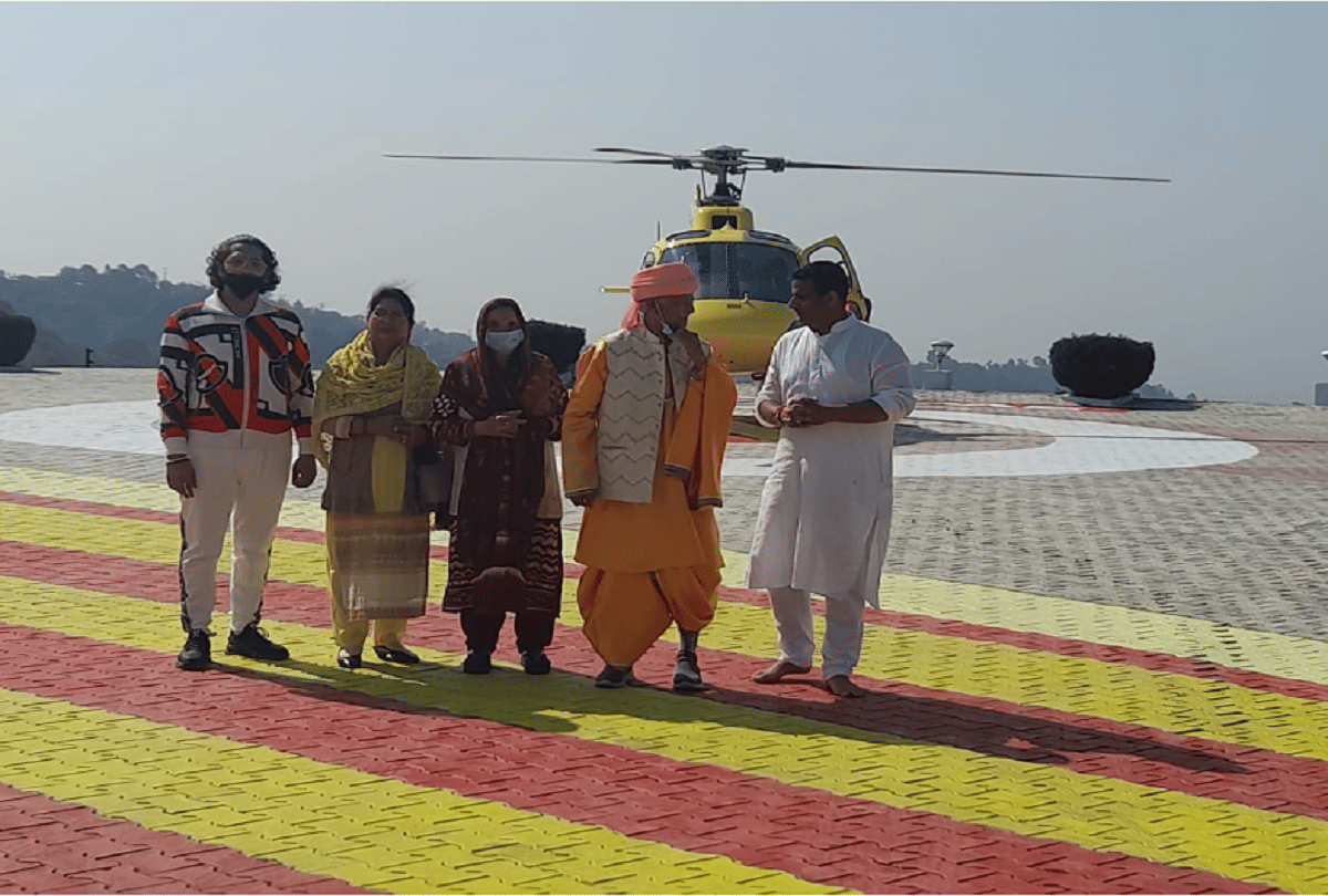 people took blessings at devsthan in jsmmu kashmir