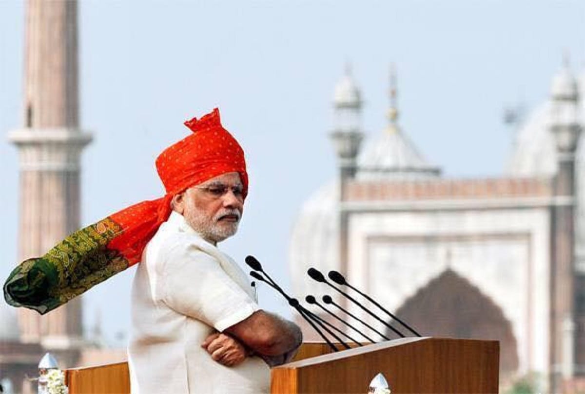 PM Narendra Modi lives amidst very tight security housing is on 12 acres