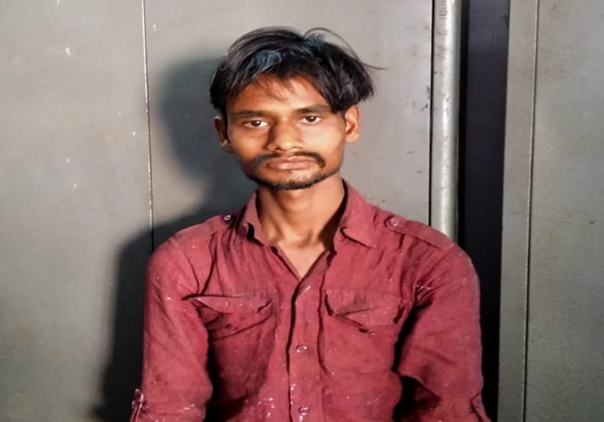 young boy put vermilion in girl head in Laksa, Varanasi