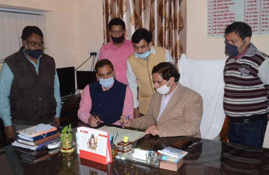 Eliminate the problems of pensioners: Additional Director