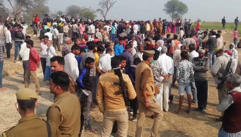 25 year old boy killed at phatanpura in pratapgarh, dead body found at drain