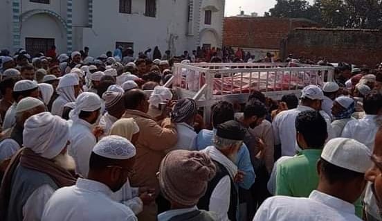 Mass rally, broken party boundaries in BSP leader's final farewell
