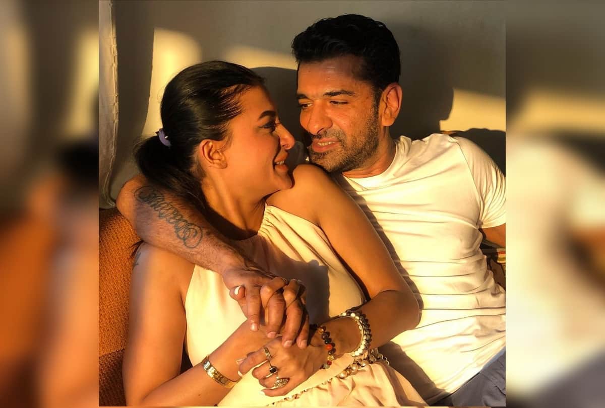 Pavitra Punia and Eijaz Khan shared romantic pictures after big boss 14