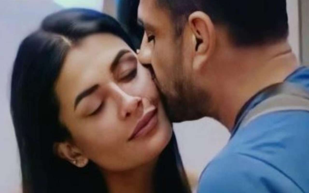 bigg boss shamita shetty raqesh bapat to rubina dilaik and abhinav shukla these stars enjoyed dinner date in bb house