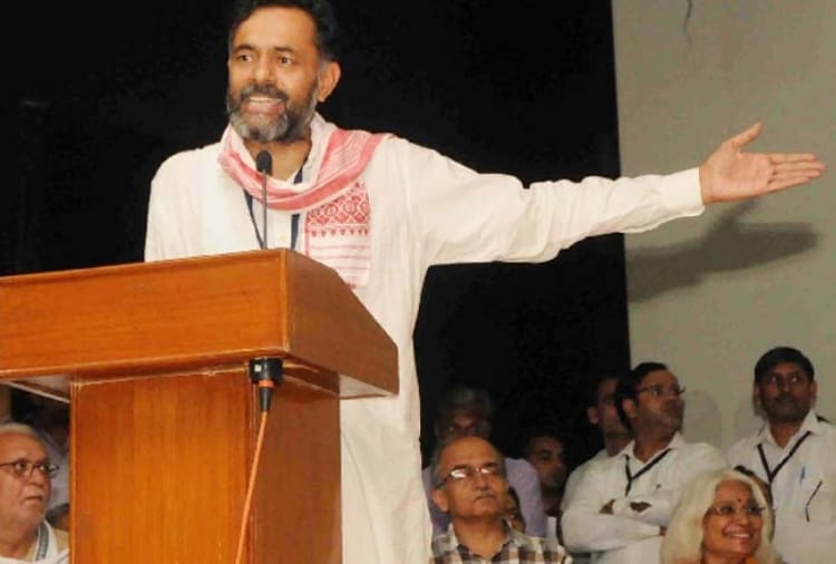 Farmer Leader yogendra yadav said, we can move towards a solution only through talk