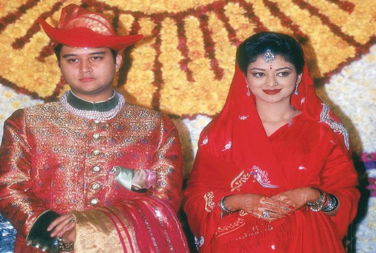 Jyotiraditya scindia and priyadarshini raje scindia love story in hindi
