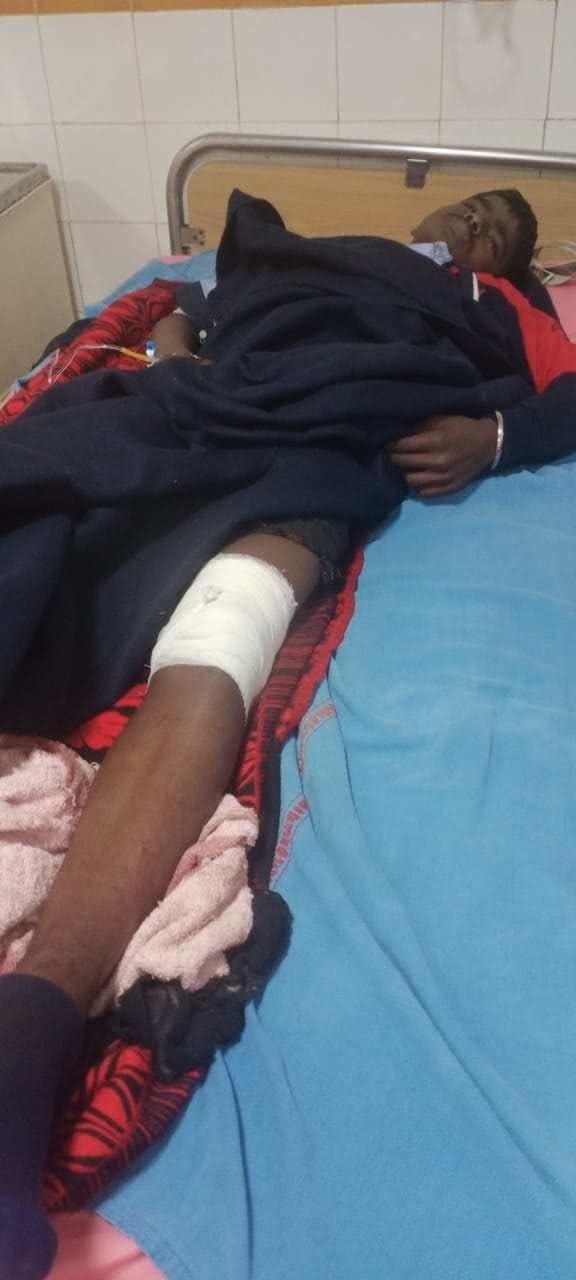 Compromise first in students' quarrel, then attacked school going student with ax