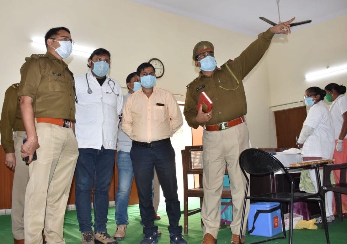 Hathras: SP's information about police personnel after Corona vaccination
