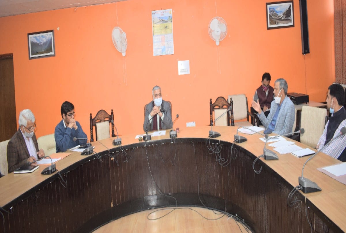 Land acquisition team in bilaspur for Bhanupalli Bilaspur-Barry Railline survey
