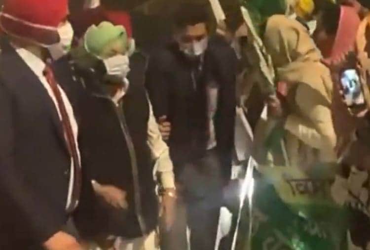 Punjab CM Amarinder Singh reached Farmers Protest Site Matka Chowk In Chandigarh