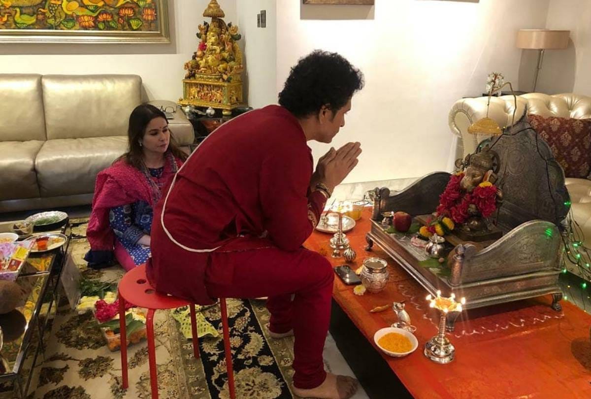 the lifestyle of Sachin Tendulkar lives in a house of 100 crores