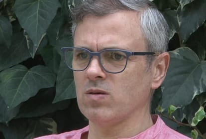 Omar Abdullah welcomed new parliament building, other parties valley also with central government