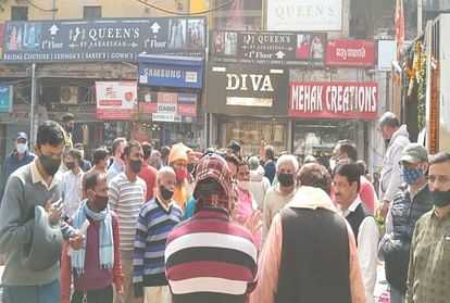 Get Celebrity Inspired Trendy and Stylish Outfit Try These Delhi Markets to Shop for Eid Festival