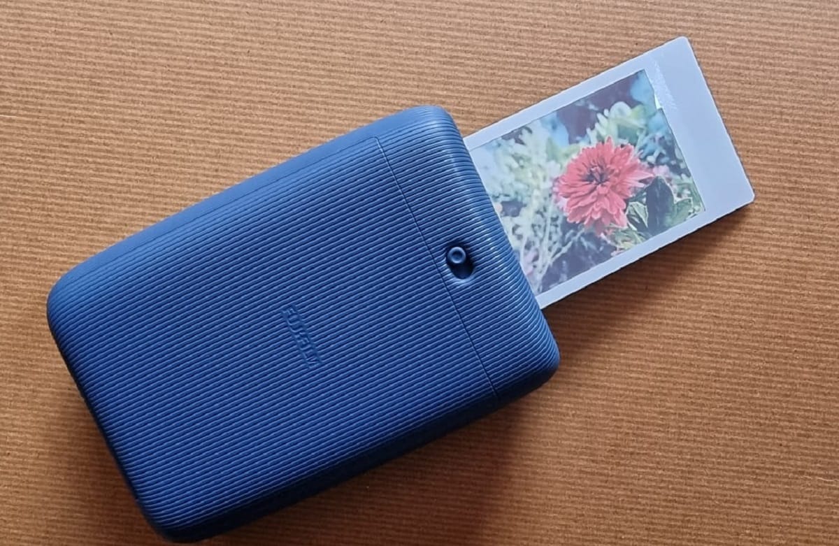 Fujifilm Instax Mini Link Review best smartphone photo printer