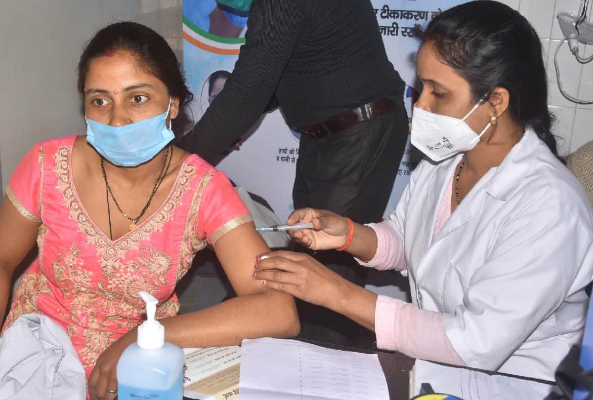 100.47 percent corona vaccination in Gorakhpur