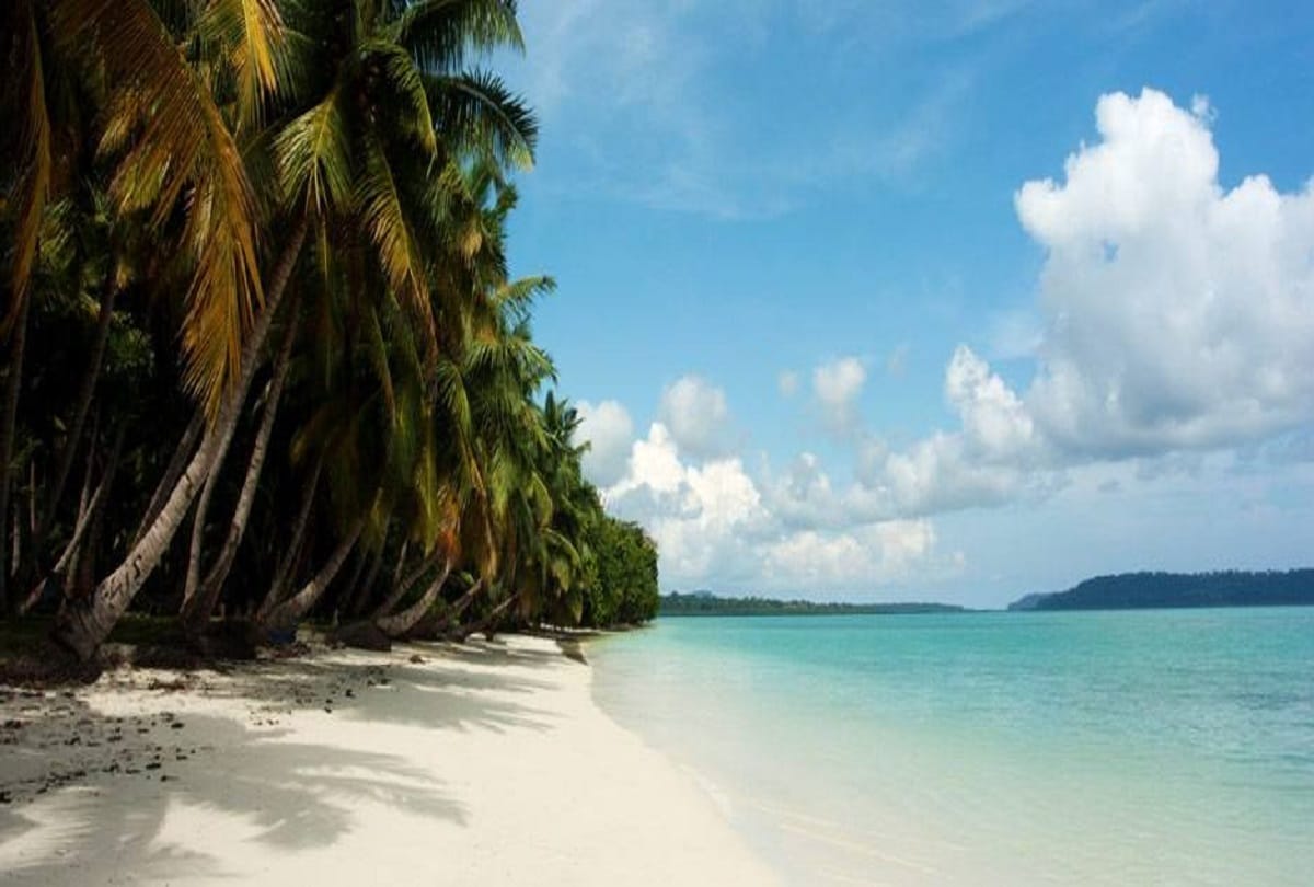 Best and beautiful places to visit in India Havelock Island also known as Swaraj Dweep