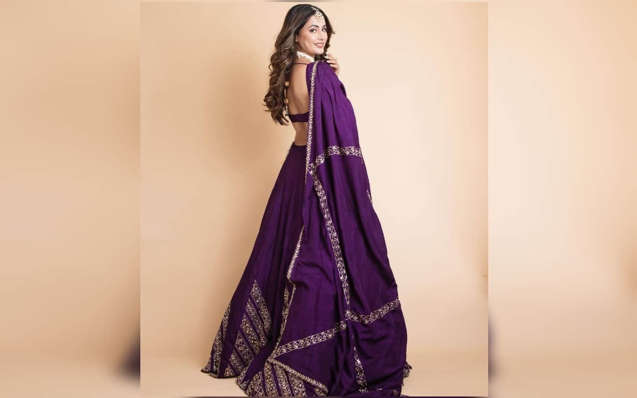 Hina Khan shared her beautiful photos in desi look in lehanga on instagram See how fans are praising