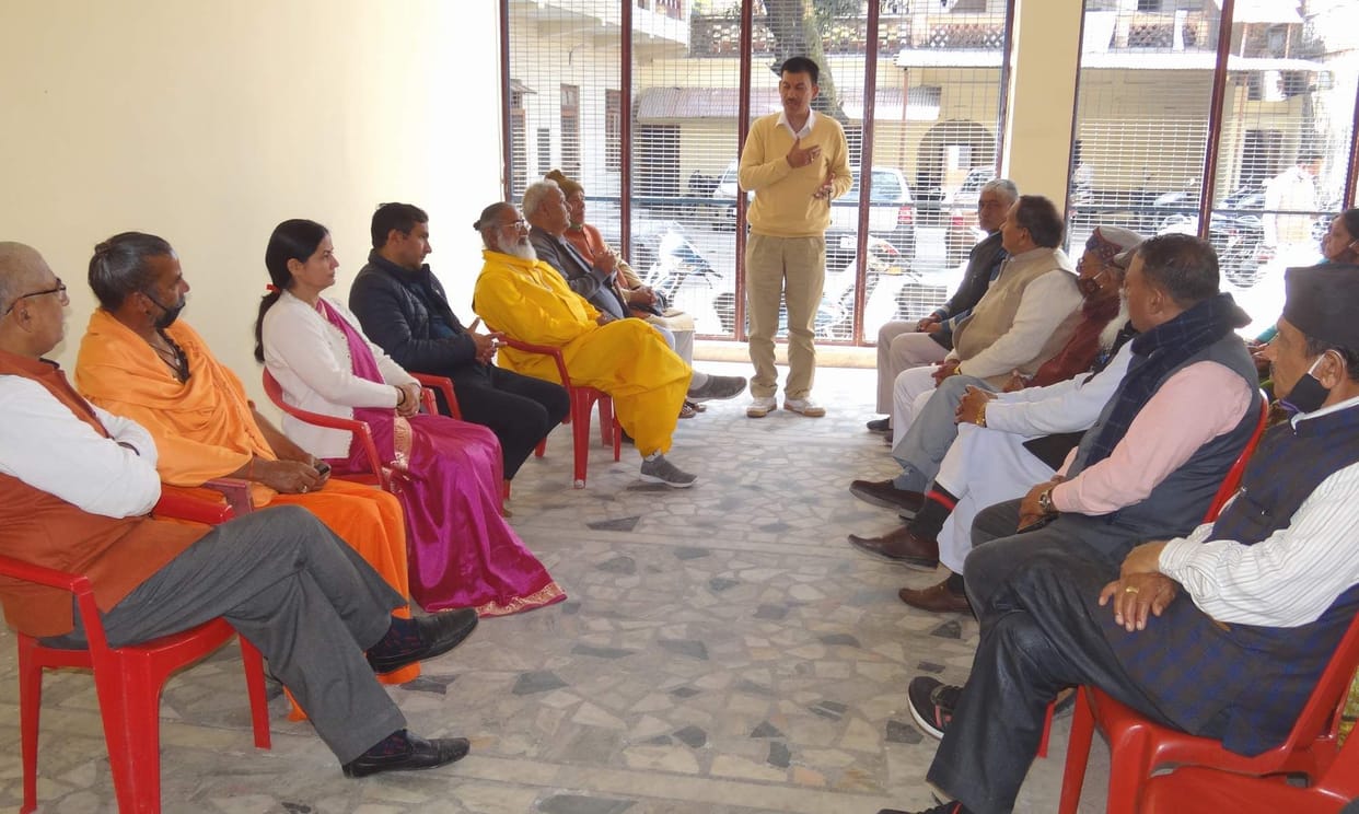 On April 24 and 25, Dev Dolis will come to Rishikesh