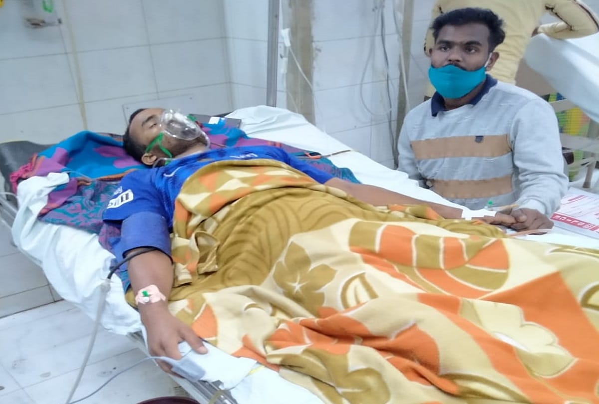 cm yogi adityanath helped injured national football player sajan gupta