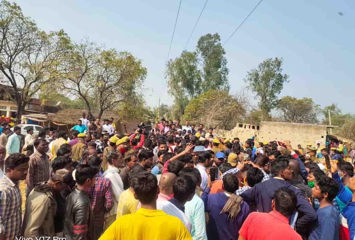 Unnao Case: Former Chief Minister Akhilesh spoke to the mother of the deceased on the phone, assured all help