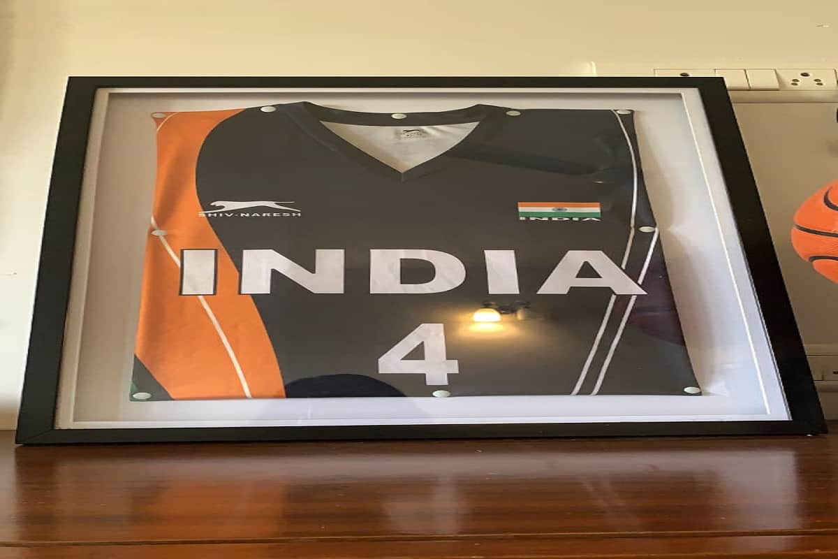 Sports news singh sisters Varanasi jersey to be auctioned international basketball player