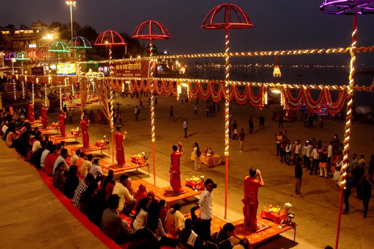 Controversy in kashi Ganga Aarti at Assi Ghat Varanasi