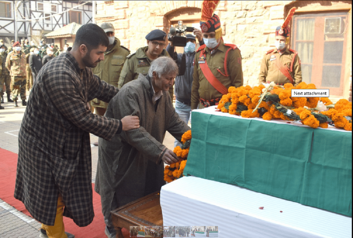 Tribute paid to SPO martyred in Budgam encounter, see photos