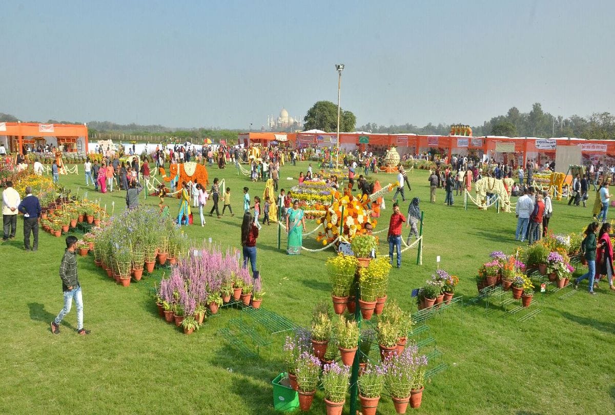 Vegetable and Flower Exhibition in Taj View Gardens Agra
