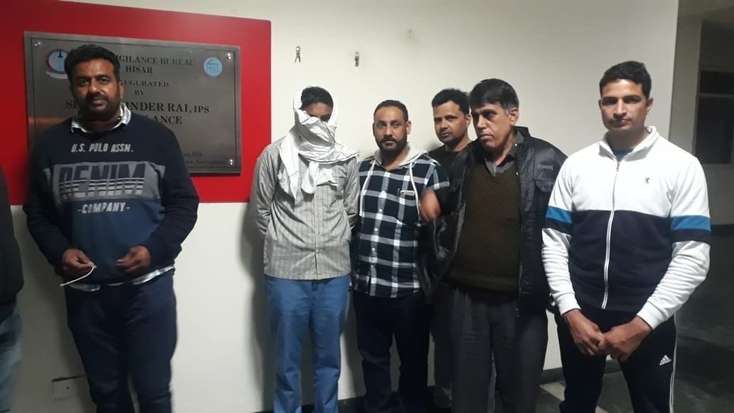vigilence arrest clerk with 45000 rupees bribe