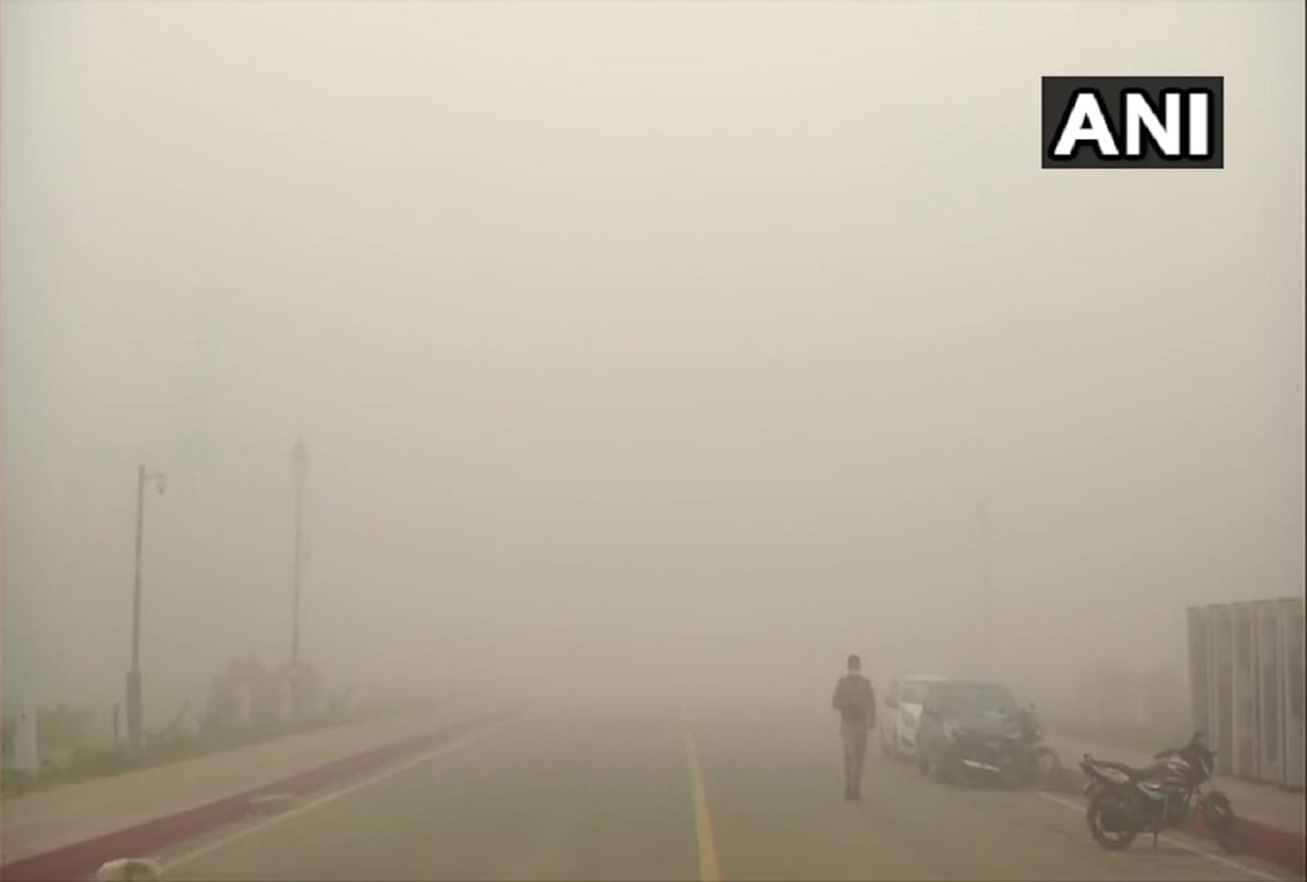 Delhi weather updates latest news dense fog in morning but temperature rises in day time 