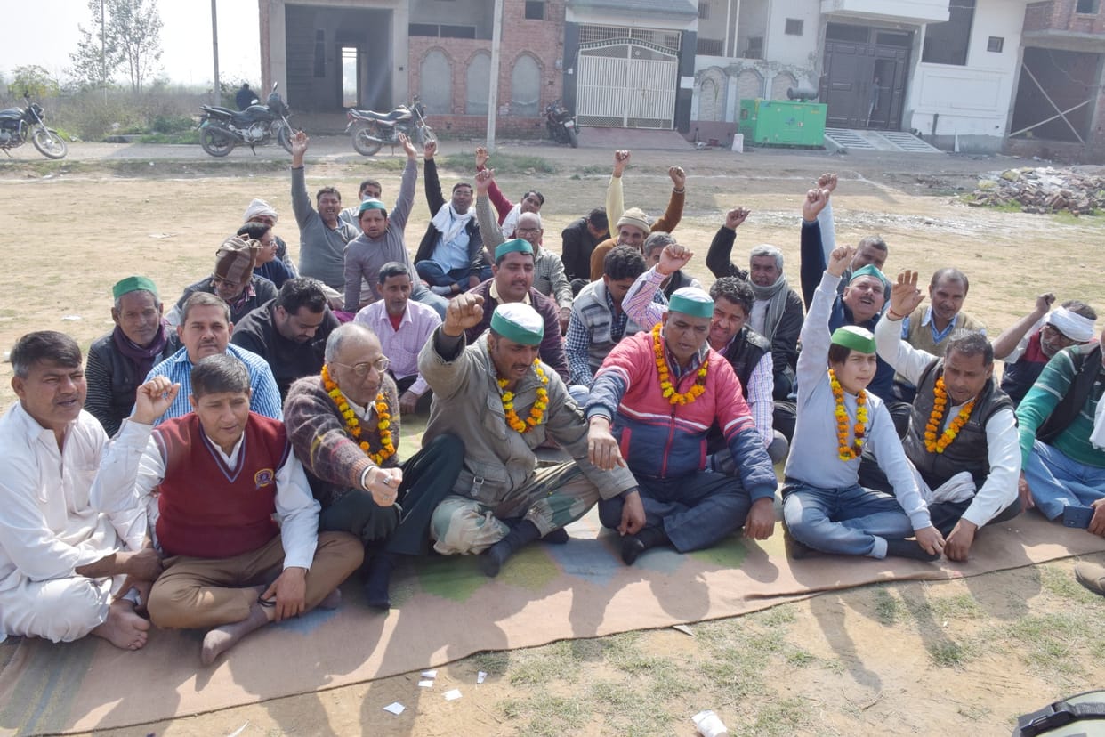 Hunger strike at NHAI office in protest against land acquisition