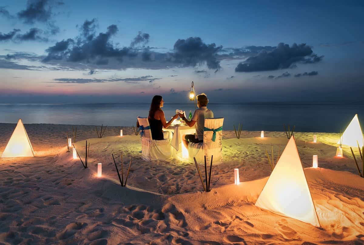 Karwa Chauth 2022 Special Romantic Places to Visit With Couples Read More in Hindi