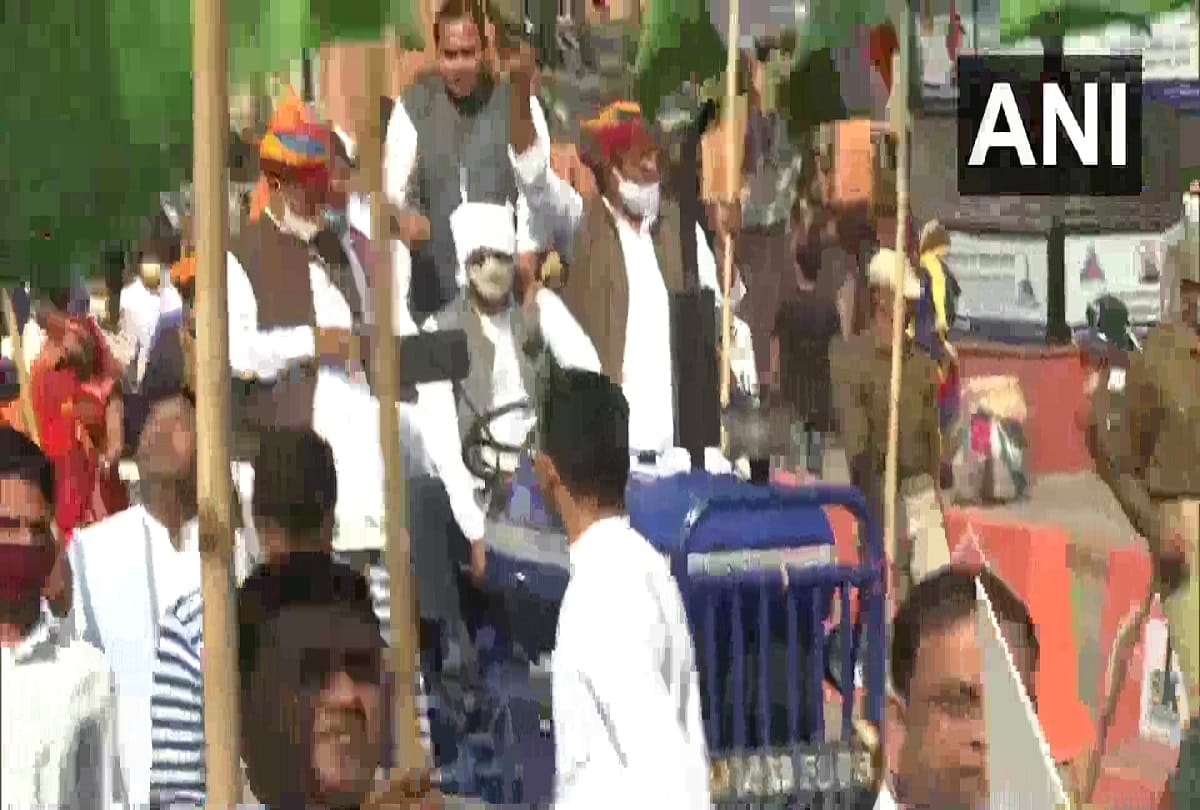 Rajasthan: Congress takes out a march on foot and tractors in Jaipur opposing farm laws and rising fuel prices