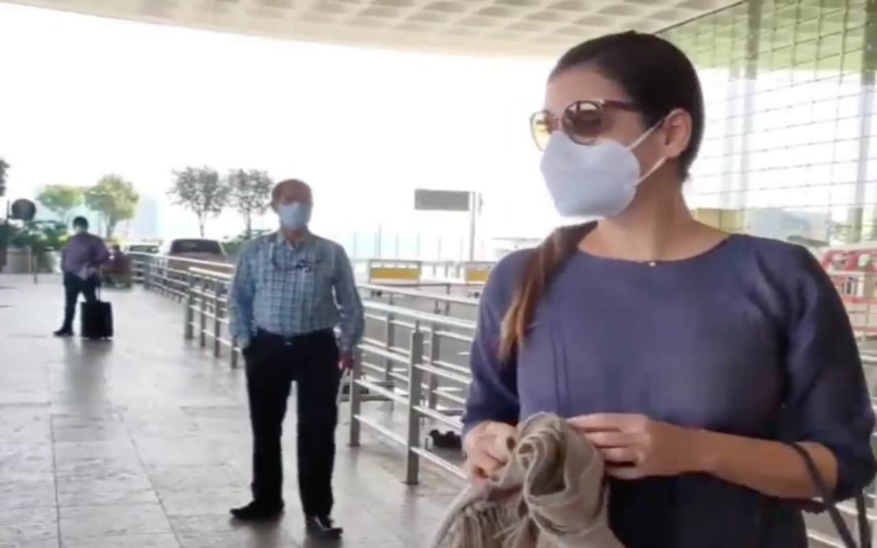 social media rumors about dia mirza pregnancy after her first public appearance after marriage