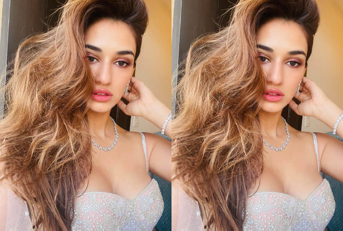 disha patani wears falguni and shane peacock designer lehenga for friend's wedding