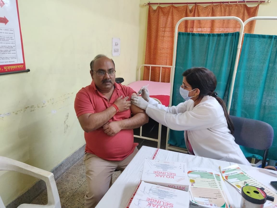 1043 corona warriors vaccinated in district