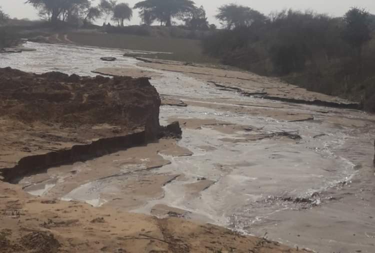 Ground Report : People of this village only wants canal water for their fields