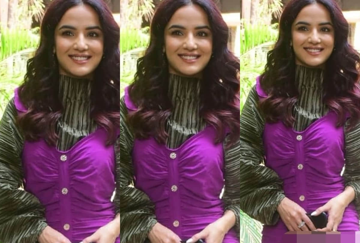 bigg boss 14 contestant jasmin bhasin forgot to remove price tag on her dress vedio gone viral