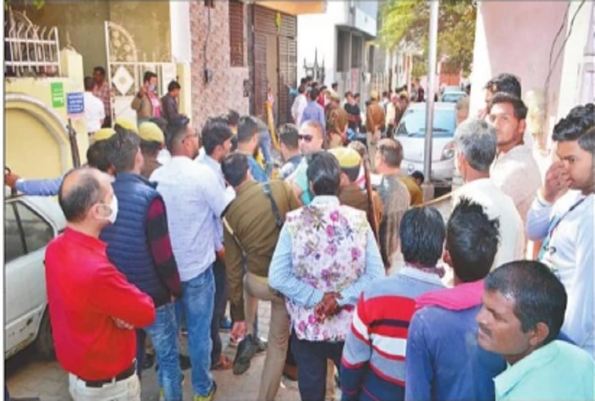 jhansi murder case Accused manthan wanted to commit suicide after killed Kritika and Hukumendra